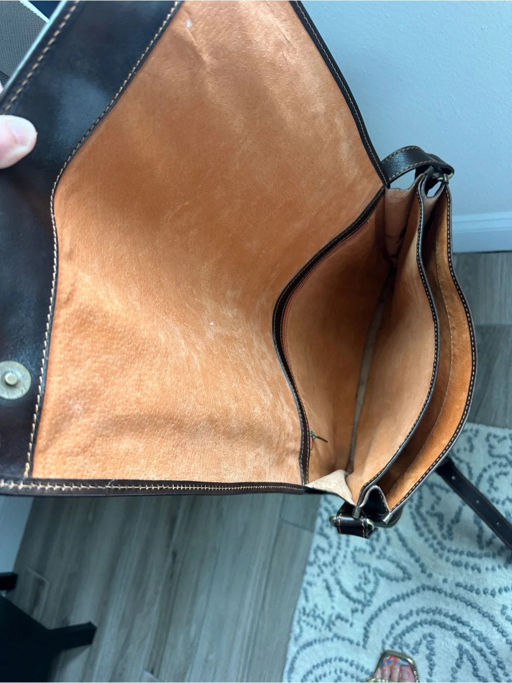 Leather Messenger Bag in Dark Brown - Classic Men's Briefcase